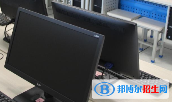 杭州2021年計(jì)算機(jī)學(xué)校適合女生學(xué)嗎