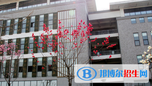 貴州2021年上中專學(xué)校多少錢