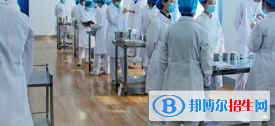 成都2021年護理學校學啥好