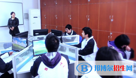 杭州2021年計算機學(xué)校里面有哪些專業(yè)