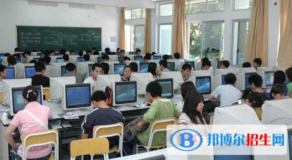 杭州2021年計(jì)算機(jī)學(xué)校讀什么專(zhuān)業(yè)有前途