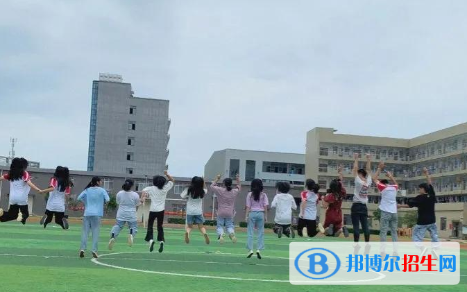 石家莊2021年女孩子中專(zhuān)學(xué)什么專(zhuān)業(yè)好找工作