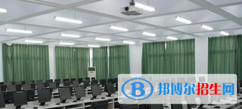 四川2021年初中生可以去讀什么計(jì)算機(jī)學(xué)校