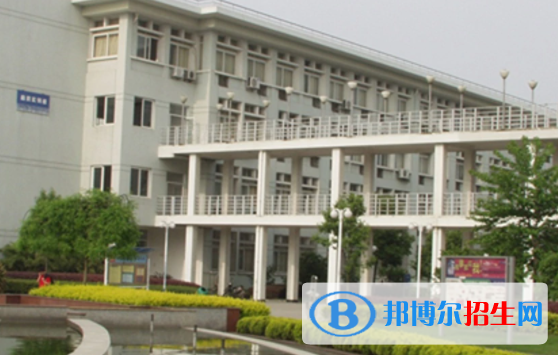 浙江商業(yè)職業(yè)技術學院1