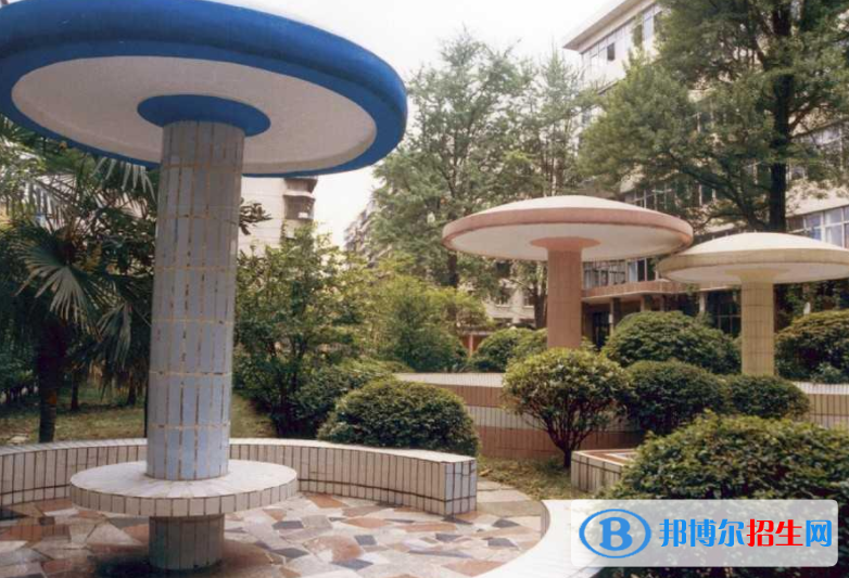 貴州2021年初中生報什么幼師學(xué)校好