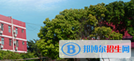 四川2021年女生學計算機學校好找工作嗎