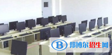 四川2021年初中生報什么計算機(jī)學(xué)校
