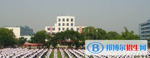 四川2022年計算機學(xué)校畢業(yè)是什么文憑