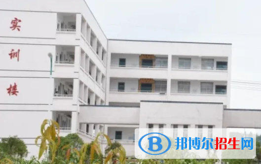 岑鞏中等職業(yè)技術(shù)學(xué)校2022年報(bào)名條件、招生要求、招生對(duì)象