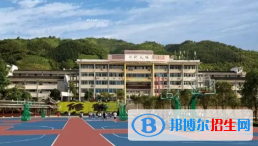 天柱中等職業(yè)技術(shù)學(xué)校2022年學(xué)費(fèi)、收費(fèi)多少