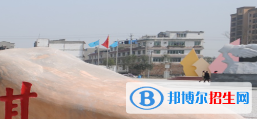 四川商務(wù)學(xué)校怎么樣、好不好