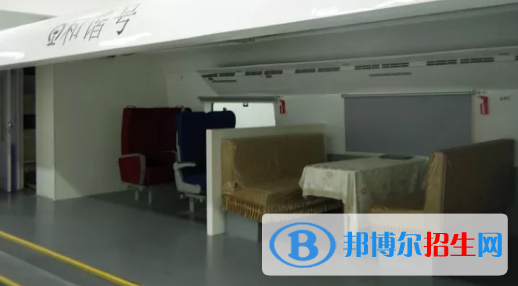 貴州2022年去上中專學校學什么對以后好一點