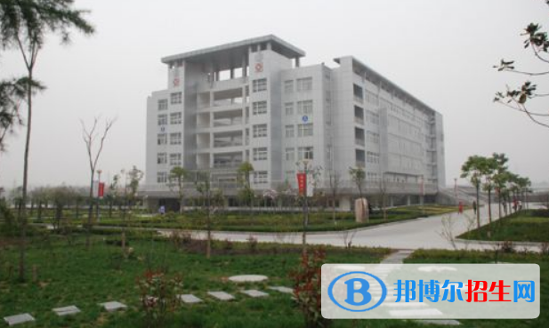 榆林市衛(wèi)生學校2022年招生辦聯(lián)系電話