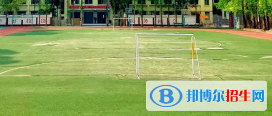 成都市恒輝技工學(xué)校2022年學(xué)費(fèi)、收費(fèi)多少