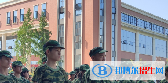 樂山市醫(yī)藥科技高級技工學(xué)校成都校區(qū)2022年報名條件、招生要求、招生對象