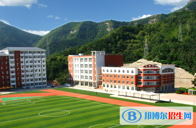承德衛(wèi)生學(xué)校2022年報名條件、招生要求、招生對象