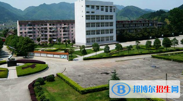 邢臺(tái)民進(jìn)經(jīng)濟(jì)管理中等專業(yè)學(xué)校2022年報(bào)名條件、招生要求、招生對(duì)象