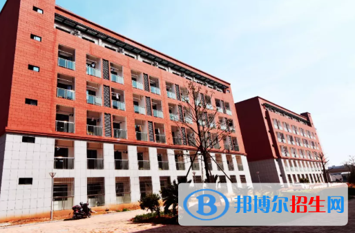 三門(mén)縣職業(yè)中等專業(yè)學(xué)校3