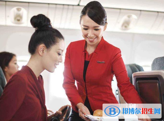 蘭州2022年航空服務(wù)學(xué)校和幼師哪個好