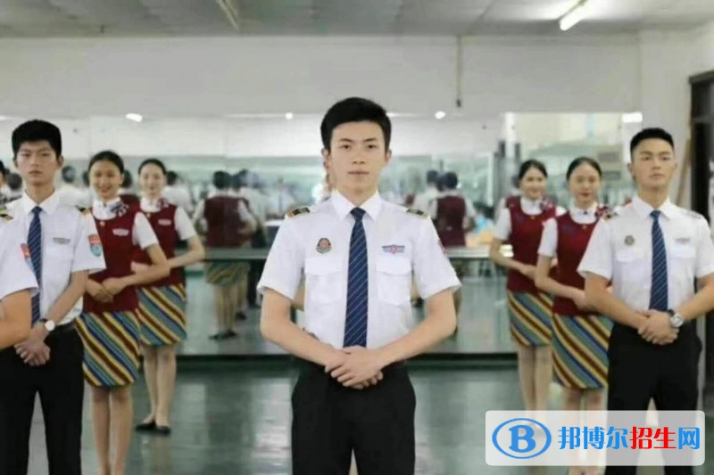 蘭州2022年讀航空服務學校有什么要求