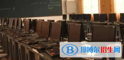 成都2022年現(xiàn)在計算機學(xué)校學(xué)什么專業(yè)好