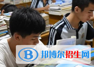 四川2022年男孩子中專學(xué)什么專業(yè)好