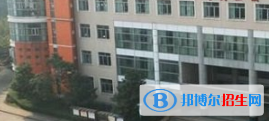 四川省衛(wèi)生學(xué)校2022年學(xué)費、收費多少