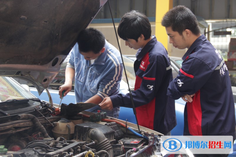 四川2022年上中專學(xué)校學(xué)什么專業(yè)好點