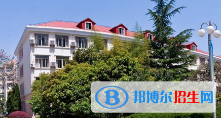重慶醫(yī)藥科技學(xué)校2022年報(bào)名條件、招生要求、招生對(duì)象