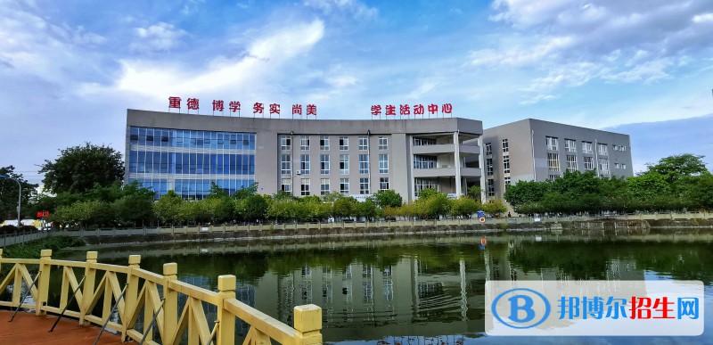 四川2022年初中畢業(yè)可以報考中專學(xué)校嗎