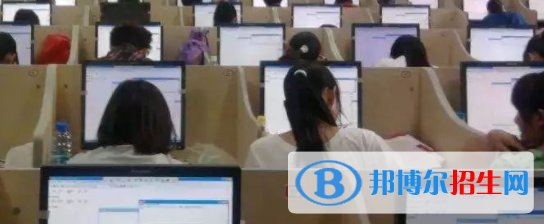 成都2022年女生讀計(jì)算機(jī)學(xué)校好嗎