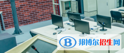 成都2022年女生讀計(jì)算機(jī)學(xué)校