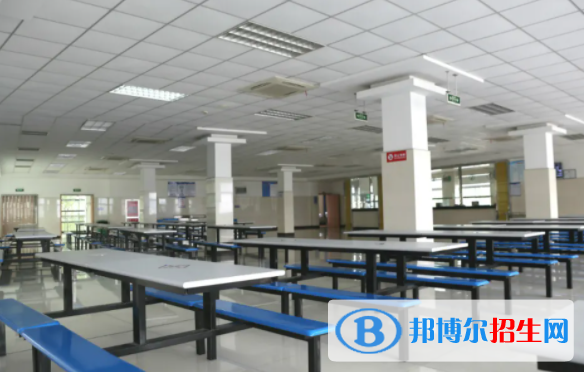 臨海市華海技術學校食堂