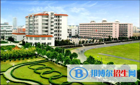 四川2022年沒有初中畢業(yè)可以讀中專學(xué)校嗎