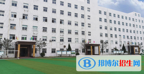 四川2022年女生讀汽修學校怎么樣
