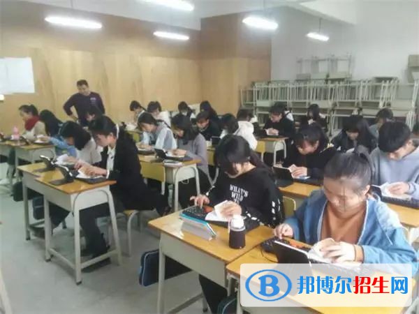 四川2022年上中專學校學什么有前途啊
