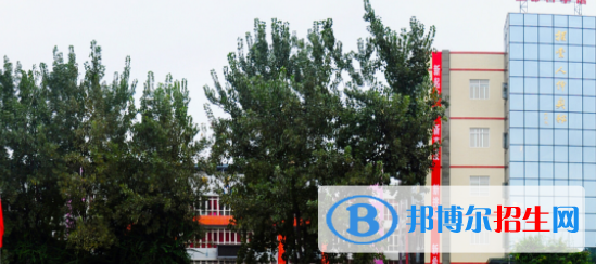 成都華大醫(yī)藥衛(wèi)生學(xué)校2022年報(bào)名條件、招生要求、招生對(duì)象