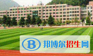 四川2022年公辦汽修學(xué)校學(xué)費(fèi)