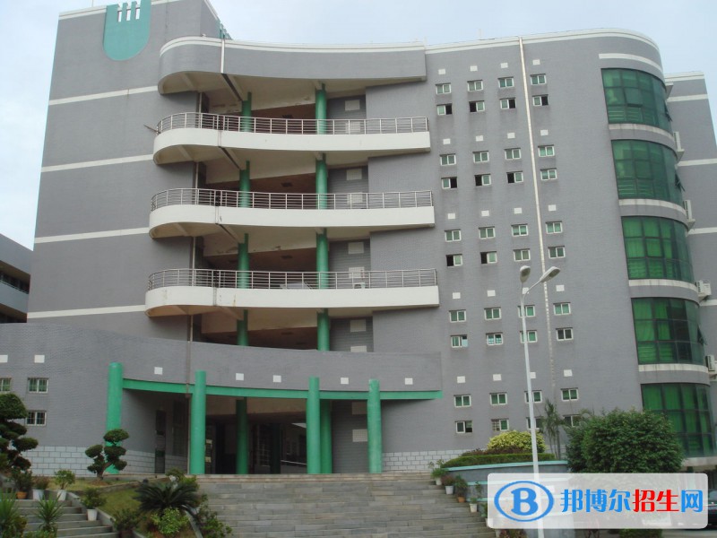 四川省青神中等職業(yè)學(xué)校2022年招生辦聯(lián)系電話(huà)