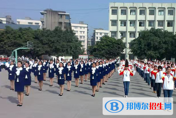 峨眉山職業(yè)技術(shù)學(xué)校2022年學(xué)費(fèi)、收費(fèi)多少