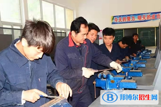 峨邊彝族自治縣民族職業(yè)高級中學(xué)2022年有哪些專業(yè)