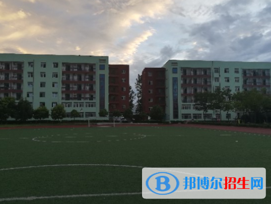 隴川職業(yè)高級中學(xué)怎么樣、好不好