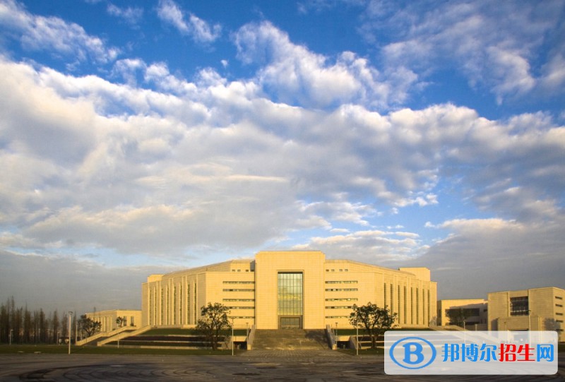 眉山電子職業(yè)技術(shù)學(xué)校2022年學(xué)費(fèi)、收費(fèi)多少 