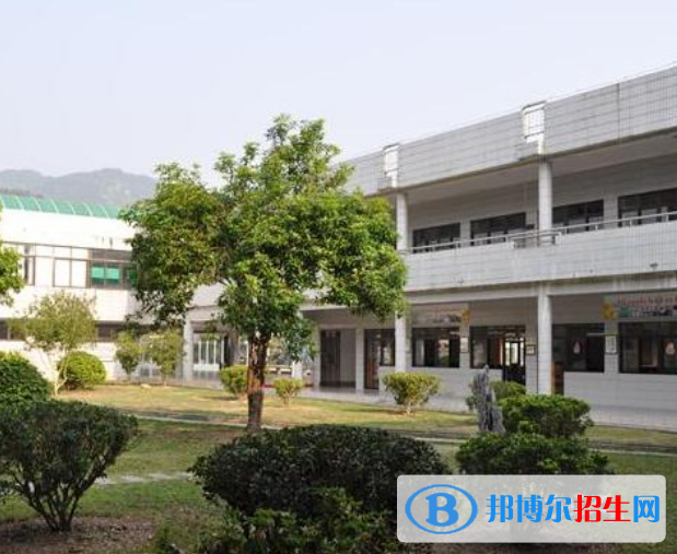保山隆陽區(qū)職業(yè)技術學校2022年招生簡章
