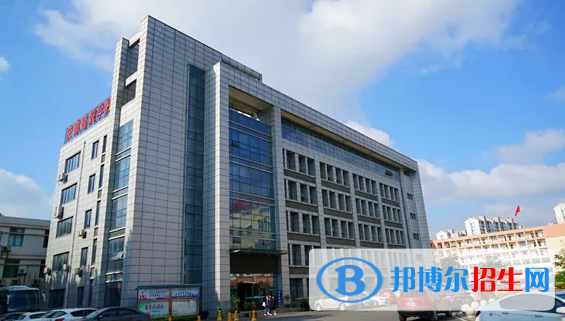 貴陽(yáng)2022年男生讀什么中專(zhuān)學(xué)校
