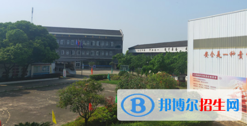 成都莊園機(jī)電職業(yè)技術(shù)學(xué)校2022年招生簡(jiǎn)章