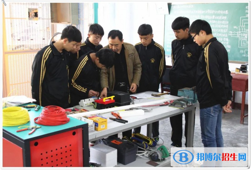 洋縣職業(yè)技術(shù)教育中心2022年報名條件、招生要求、招生對象