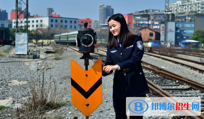 石家莊華強鐵路工程中等專業(yè)學校怎么樣、好不好