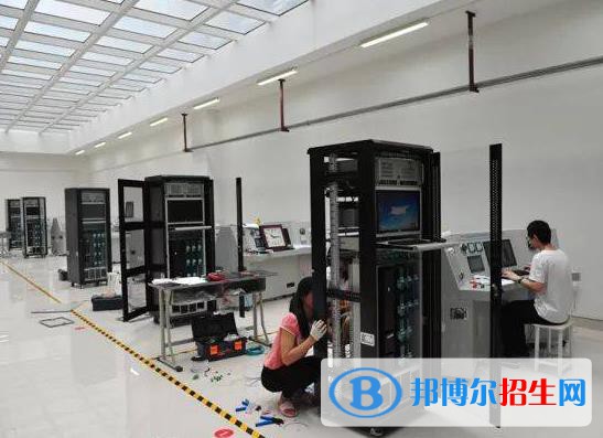 蘭州2022年軌道交通學(xué)校報名條件