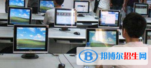 成都2022年讀計算機(jī)學(xué)校有用嗎